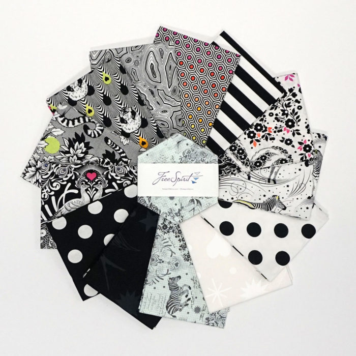 Linework Hexagon by Tula Pink Petting Fabric